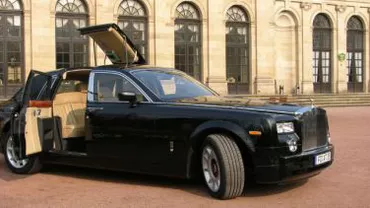 Vânzări record pentru Rolls-Royce în anul 2012