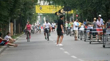 Sport în miez de noapte: Zeci de bucureșteni au făcut mișcare în toiul nopții pe Șoseaua Kiseleff