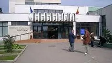Atacatorul de la Universitatea "Asachi" din Iaşi se numeşte Oliver Stan şi are probleme psihice: Susţine că a lucrat pentru Dumnezeu (FOTO)