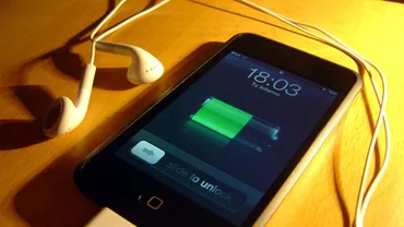 Descoperire incredibilă: Bateriile telefoanelor mobile pot fi reîncărcate cu ajutorul urinei