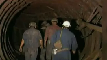 Protest la minele din Paroșeni, Petrila și Uricani: 440 de mineri refuză să iasă din subteran