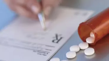 Percheziții la Vâlcea și Craiova: Medici și farmaciști, acuzați de înșelăciune după ce au falsificat rețete medicale