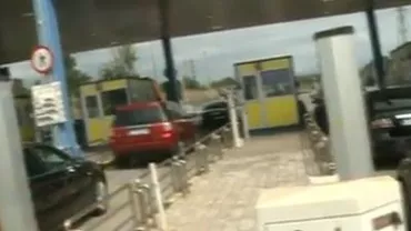 Jurnaliști B1 TV, bruscați de angajații de la Drumuri, la bariera de la Fetești, pe A2 (VIDEO)