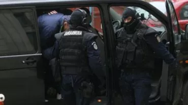 Percheziții în București și județul Ilfov pentru destructurarea unei rețele de falsificatori