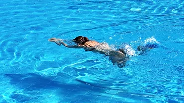 Cluj: Un adolescent de 16 ani s-a înecat la ştrand, după închiderea programului