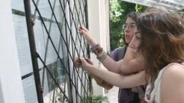 Sesiunea de toamnă a BAC-ului începe luni cu proba orală de limba română