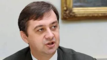 Iulian Chifu: Dacă Ponta vrea puterea în stat să candideze la președinție. Altfel va semna acord de coabitare și cu Antonescu