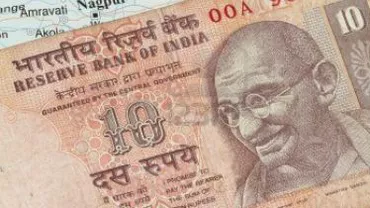 Situația financiară din India atinge un prag critic: Investitorii se grăbesc să scoată banii din țară