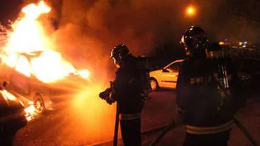 Gorj: Un bărbat a murit după ce mașina pe care o conducea a intrat într-un cap de pod și a luat foc