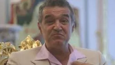 Becali, însoțit la duș de un gardian, după ce un deținut a vrut să înregistreze imagini intime cu acesta