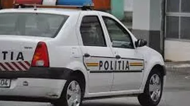 Sibiu: O mașină de Poliție a ars în totalitate pe DN1, în timp ce monitoriza traficul