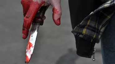 Femeie dusă cu elicopterul la spital, după ce a fost înjunghiată de soțul gelos