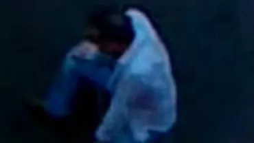 Gigi Becali, filmat din nou în închisoare: Omul de afaceri se roagă în curtea penitenciarului Jilava