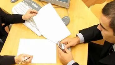 Cererea de credite de valori rămâne slabă: Peste 100.000 de persoane au solicitat împrumuturi în luna iulie