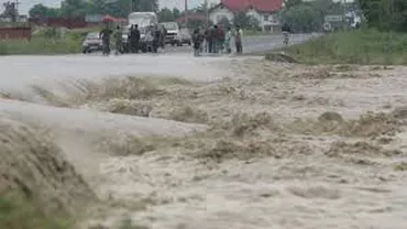 Bilanțul inundațiilor din Galați: 3.630 de persoane evacuate și 1.858 de case afectate