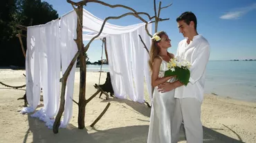 Mazăre vrea să transforme Mamaia în Las Vegas: Turiştii se vor putea căsători în două capele ce vor fi construite în staţiune