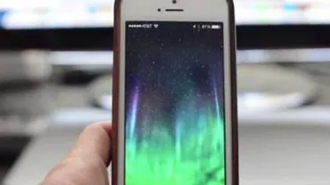 Cel mai controversat iPhone 5S se vinde cu 1.800 dolari, la doar o zi după lansare