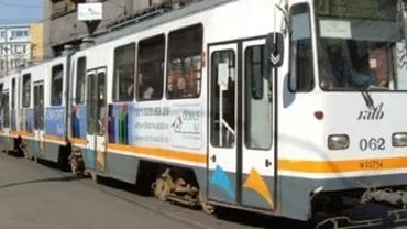 Incident regretabil într-un tramvai din București: Un vatman a scuipat și jignit o călătoare (VIDEO)