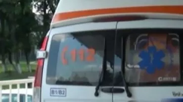 Timiş: O persoană a murit în urma coliziunii dintre o autoutilitară și un tractor