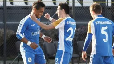 Liga 1: Victorie pentru Gaz Metan pe terenul celor de la Pandurii Târgu Jiu, scor 2-1