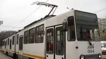 Avarie la rețeaua de apă din București: Tramvaiele liniilor 14, 40 şi 56 circulă pe trasee deviate