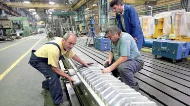 Preţurile producţiei industriale au scăzut în august cu 0,2%