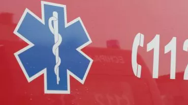 Târgu Mureș: 12 persoane, printre care și un copil, au fost rănite într-un accident rutier