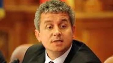 Candidaturile lui Predoiu, Falcă și a Simonei Crețu, validate de Comisia de etică a PDL