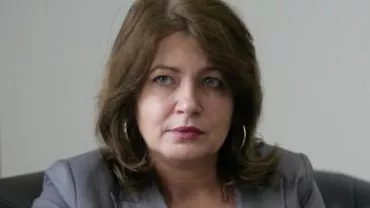 Senatorul PNL Mihaela Popa cere premierului Ponta să demită prefectul județului Vaslui din funcție