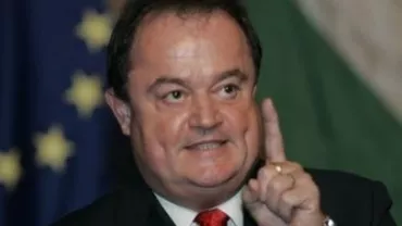 Blaga consideră inacceptabilă asumarea răspunderii Guvernului pe tema descentalizării