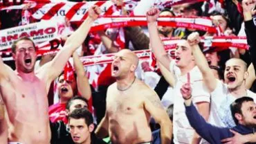 Clubul Dinamo București, sancționat cu interzicerea fanilor la următoarele două partide din deplasare