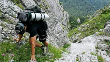 Salvamontiștii au plecat în căutarea unui turist străin rătăcit în Masivul Bucegi