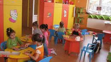 Educatoarea care ar fi închis un copil în beci, sancționată cu reducerea salariului: Sesizarea mamei nu se confirmă