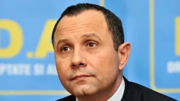 Aurelian Pavelescu, reales în fruntea PNŢCD la Congresul Extraordinar al partidului (VIDEO)