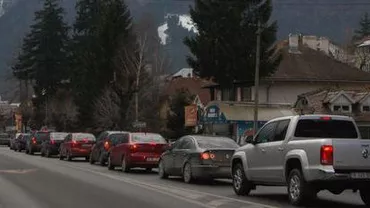 Traficul de pe DN 1, dinspre Braşov către Valea Prahovei, deviat din cauza aglomeraţiei