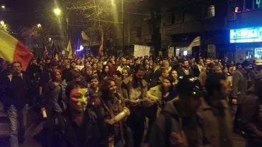 Aproximativ 2.000 de persoane protestează față de proiectul de la Roșia Montană, pentru a 10-a duminică la rând