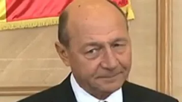 Președintele Băsescu îi adresează o scrisoare premierului, intitulată ”Plagiatorul”: Ponta și Voiculescu au încercat implicarea familiei mele într-un scandal fals