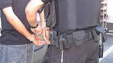 Perchezițiile din Sintești: 19 persoane au fost arestate preventiv pentru ultraj