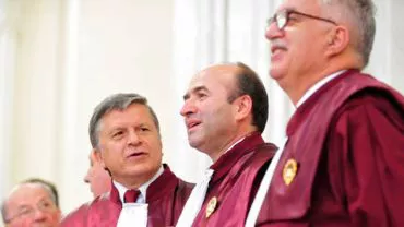 PDL a sesizat Curtea Constituţională în privinţa legii descentralizării