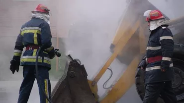 Iaşi: Un pompier a fost înjunghiat în timp ce încerca să stingă un incendiu
