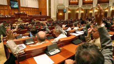 Deputații vor dezbate luni moțiunea simplă pe descentralizare