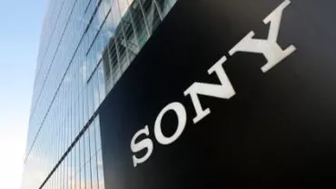 Firma japoneză Sony a inventat peruca inteligentă, cu GPS integrat