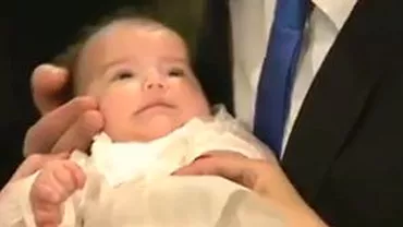 Nepoata preşedintelui Băsescu, Sofia Anais, a fost botezată (VIDEO)