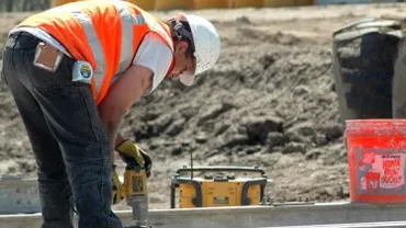 Peste 13.000 de persoane au muncit la negru în primele 10 luni ale anului