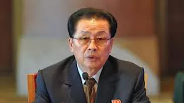 Coreea de Nord: Unchiul lui Kim Jong-un a fost destituit şi doi apropiaţi ai acestuia executaţi în public