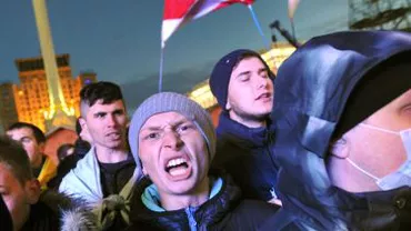 Ucraina: Ministrul de Interne, audiat în urma incidentelor violente de la Kiev