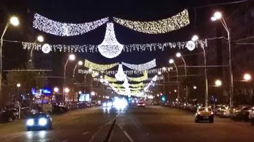 Bucureștiul, decorat cu trei milioane luminițe de Crăciun