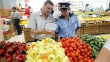 Verificări la comercianții din 12 piețe din București care vând produse din pește și carne fără să plătească impozite
