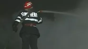 Incendiu puternic în București: Proprietarii casei susțin că focul a fost pus intenționat (VIDEO)