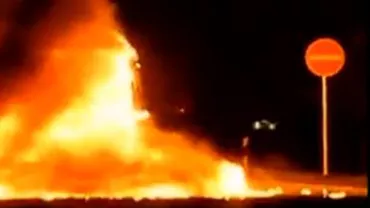 Un autocar cu turiști români la bord a luat foc în Ungaria: Nu există persoane rănite